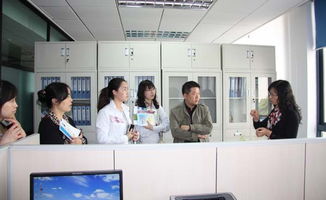 深度賦能基層治理 全市街道社區(qū)黨組織書記培訓(xùn)班學(xué)員實(shí)地考察上海信息咨詢服務(wù)新范式